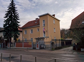 Konzularni oddelek Veleposlaništva Ruske federacije začasno zapira svoja vrata