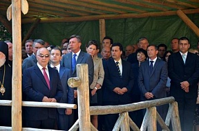Slovesnost pri Ruski kapelici pod Vršičem